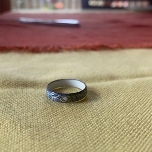 Blue and white French enamel Ring🌺